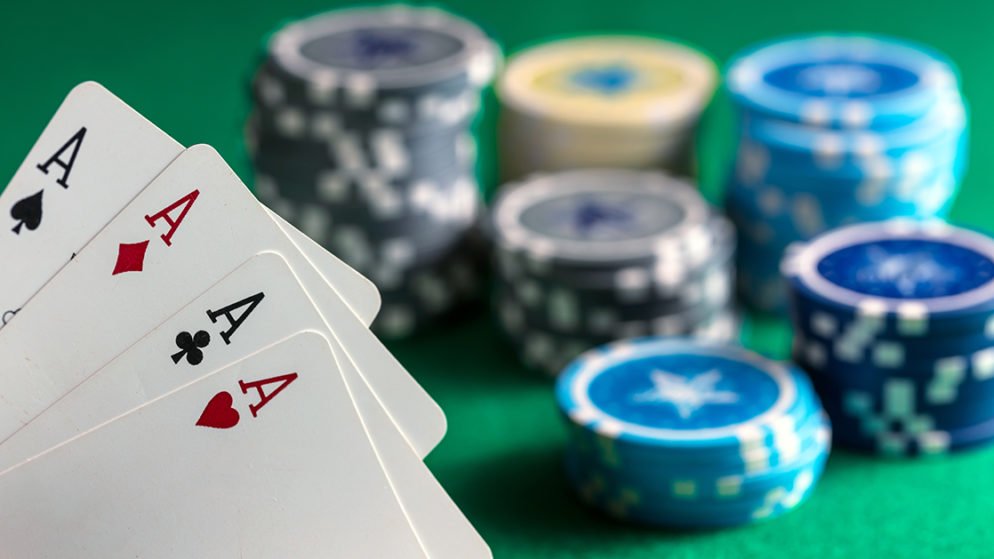 Pro Tips for Playing Poker at Online Casinos